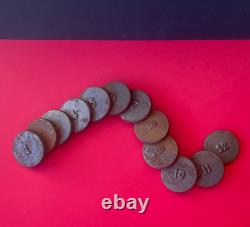Jeu Ancien De Bistrot D'estaminet 12 Palets En Fonte Numerotes De 1 A 12