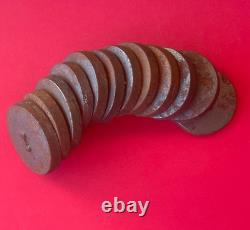 Jeu Ancien De Bistrot D'estaminet 12 Palets En Fonte Numerotes De 1 A 12