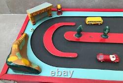 Jeu De Course Automobile Jouet Vibro Ancien Piste 51 Voiture Annees 50 Vintage