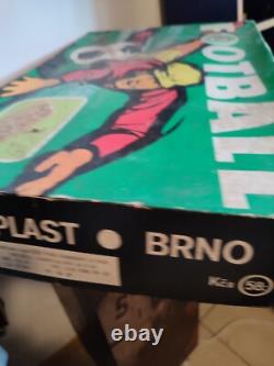 Jeu De Football Sur Table Chemoplast Brno Complet Avec Boite Bel Etat 1970
