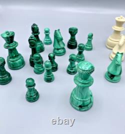 Jeu d'échecs ancien complet Échiquier en malachite 36,5 x 36,5 cm vintage