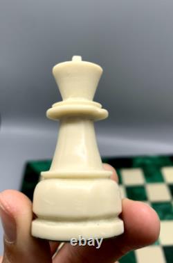 Jeu d'échecs ancien complet Échiquier en malachite 36,5 x 36,5 cm vintage