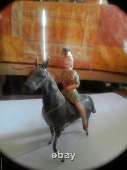 Jouet Ancien Cavalier Gaulois en métal et compo vers 1900 très rare