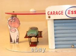 Jouet Ancien Garage Station Service Esso Pour Voiture Miniature Norev Dinky Cij