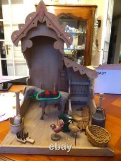 Jouet. Ecurie G LENOBLE avec nombreux accessoires dont un cheval, Rare