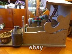 Jouet. Ecurie G LENOBLE avec nombreux accessoires dont un cheval, Rare