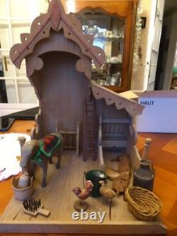 Jouet. Ecurie G LENOBLE avec nombreux accessoires dont un cheval, Rare