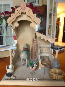 Jouet. Ecurie G LENOBLE avec nombreux accessoires dont un cheval, Rare