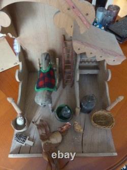 Jouet. Ecurie G LENOBLE avec nombreux accessoires dont un cheval, Rare