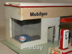 Jouet Garage Station Service Mobilgas Mobiloil Voiture Miniature Dinky Norev Cij