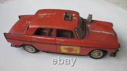 Jouet JOUSTRA tôle PEUGEOT 404 TAXI orange à restaurer ou pour pièces