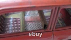 Jouet JOUSTRA tôle PEUGEOT 404 TAXI orange à restaurer ou pour pièces