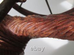 Jouet ancien 19ème, ours de la forêt noire en bois sculpté
