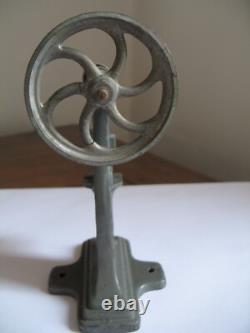 Jouet ancien atelier de machines Usine Picardat / G. Pericaud/ Radiguet Massiot