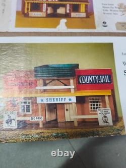 Jouet ancien bois en boite VERO village western Saloon Shérif General stores 70