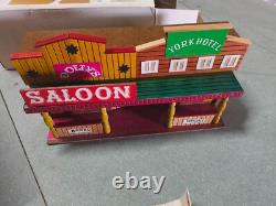 Jouet ancien bois en boite VERO village western Saloon Shérif General stores 70