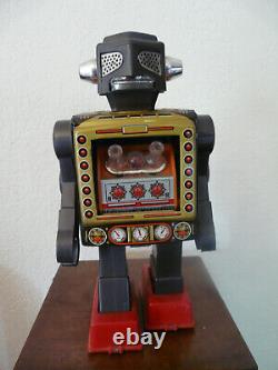 LOT 2 ROBOTS TOLE ET PLASTIQUE-S. H HORIKAWA GEAR-ATTAKING MARTIAN-1960s/1970s