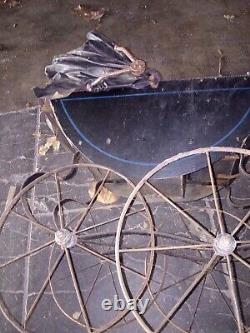 Landau Poupée en bois jouet Ancien Marque An 1890 à restaurer ou pas