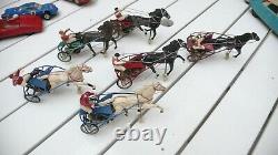 Lot Tiercé Sulky 6 jouets anciens jockeys petits chevaux de circuit, années 60