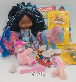 Lot de jouets vintages des années 80 Petit poney Popples Rinbow Brite Fabuland