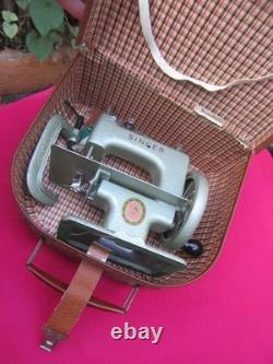 Machine à coudre SINGER pour enfant Fonctionne avec sacoche- vintage