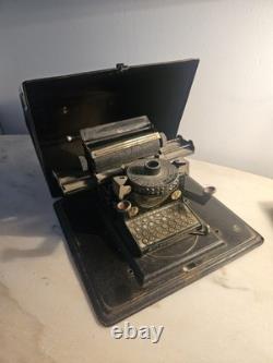 Machine à écrire ancienne enfant Günthermann Junior Modell 3 Germany USA vintage