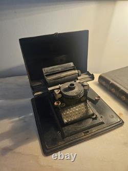 Machine à écrire ancienne enfant Günthermann Junior Modell 3 Germany USA vintage
