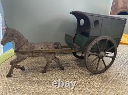 Magnifique Carrosse En Tôle, Jouet Ancien