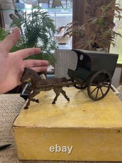 Magnifique Carrosse En Tôle, Jouet Ancien