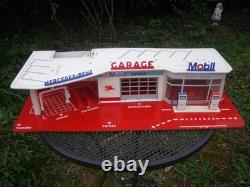 Magnifique Garage Mobil Jouets Depreux 1970 Vroom