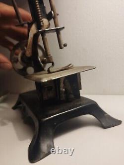 Magnifique Mini Machine À Coudre Ancienne Jouet De Collection Made In Germany