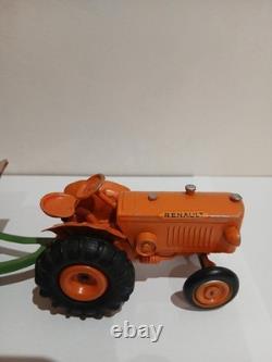 Modélisme C. I. J Tracteur Agricole et sa Remorque en tôle