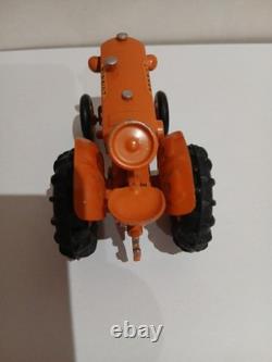 Modélisme C. I. J Tracteur Agricole et sa Remorque en tôle