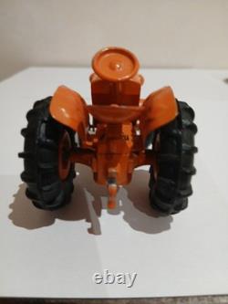 Modélisme C. I. J Tracteur Agricole et sa Remorque en tôle