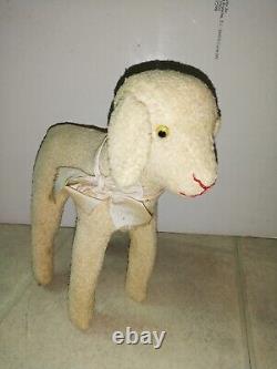 PELUCHE ANCIENNE-JOUET-MOUTON AVEC RUBAN. ANNEE 30-STEIFF 30 cm DE HAUT. BEL ETAT