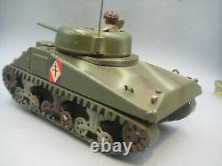 POLICHINELLE TOLE SANS MOTEUR REF 4802B RARE CHAR SHERMAN AU 1/32ème LOT 3
