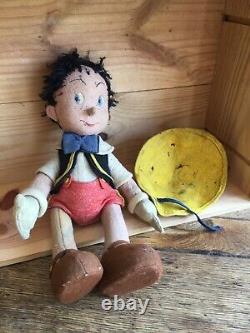 Peluche Pinocchio en tissus ancienne vers 1920/30 Walt Disney, sorti de grenier