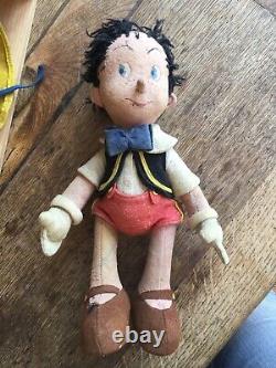 Peluche Pinocchio en tissus ancienne vers 1920/30 Walt Disney, sorti de grenier