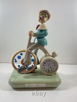 Peter Clown Mobile Horloge Réveil par Duck House Creepy Clown sur vélo