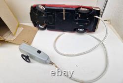 Peugeot 404 Joustra en boite d'origine jouet ancien en tôle