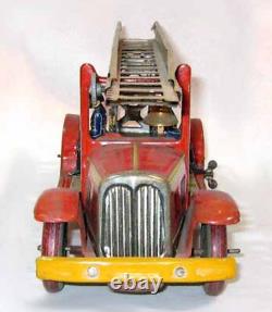 Pompier Wells vers 1930 / jouet ancien