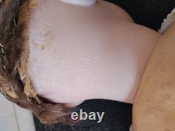 Poupée antique Heubach Koppelsdorf 250-4 tête en biscuit Allemagne 60 cm