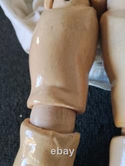Poupée antique Heubach Koppelsdorf 250-4 tête en biscuit Allemagne 60 cm