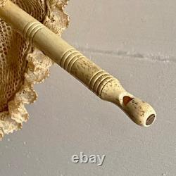 Poupée musicale Germany sur tige tête en porcelaine M3749