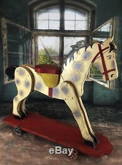 RARE Ancien jouet en bois de 1950 grand cheval à roulettes sellé 70 x 63 cm
