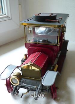 RARE COUPÉ DE VILLE (TÔLE-CUIR -LAITON-VERRE) Lg 30 cm À RESTAURER (PNEUS)