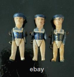 Radiguet 3 MARINS en bois articulés. Pour bateau jouet 4,5 cm Vers 1890