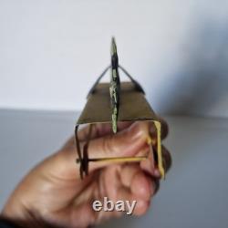 Rare JOUET ANCIEN 1930 LUGE tole peinte 11 cm sur roulettes ski, sport d'hiver