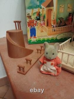 Rare Les Petits Malins-malinville-l'ecole-bandai-1986-+mobilier+5 Figurine. Boite
