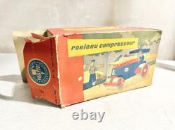 Rouleau compresseur Joustra